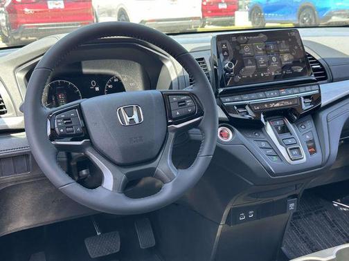 Modern Steel 2026 Honda Odyssey EX-L