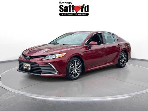 Ruby Flare Pearl 2022 Toyota Camry Hybrid XLE