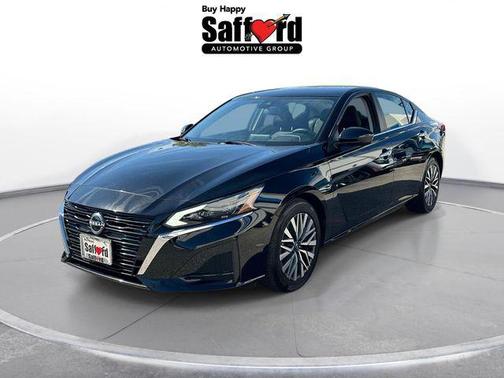 Super Black 2023 Nissan Altima 2.5 SV