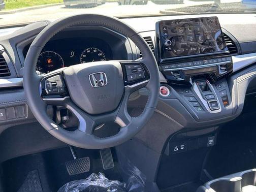 Modern Steel 2026 Honda Odyssey EX-L