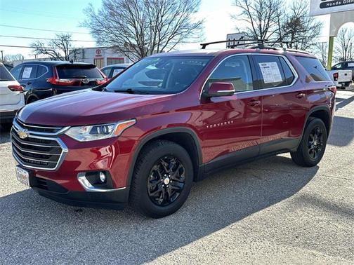 2021 Chevrolet Traverse LT Cloth