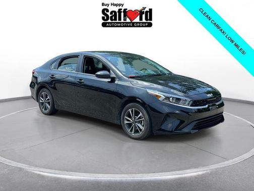 Aurora Black 2024 Kia Forte LXS