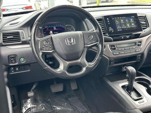 Crystal Black Pearl 2019 Honda Pilot EX-L