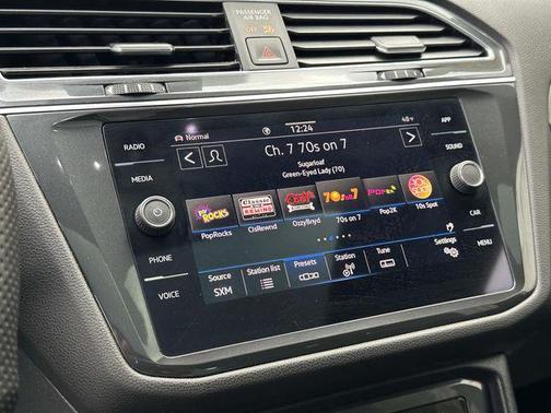 2022 Volkswagen Tiguan 2.0T SE R-Line Black 4MOTION