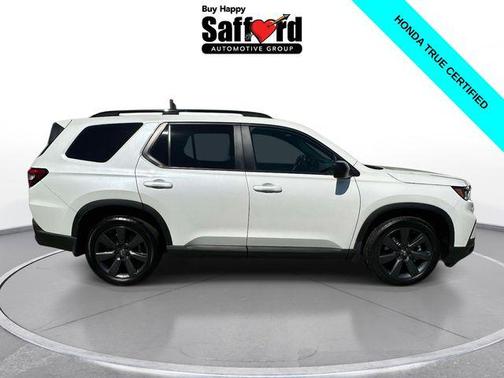 Platinum White Pearl 2023 Honda Pilot AWD Sport