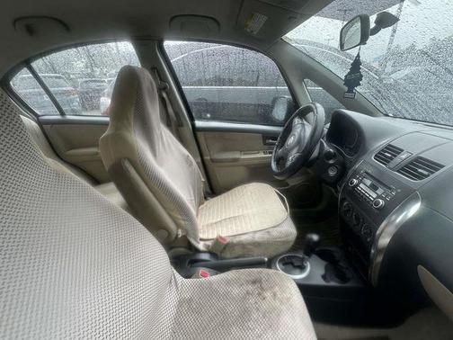 Grey 2012 Suzuki SX4 LE