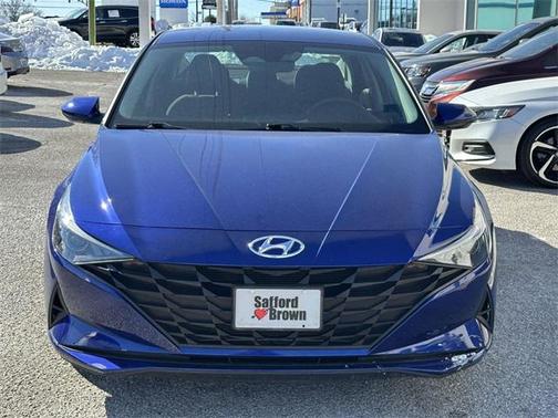 2021 Hyundai ELANTRA SE