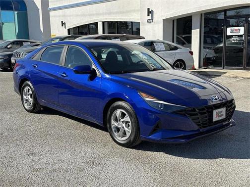 2021 Hyundai ELANTRA SE
