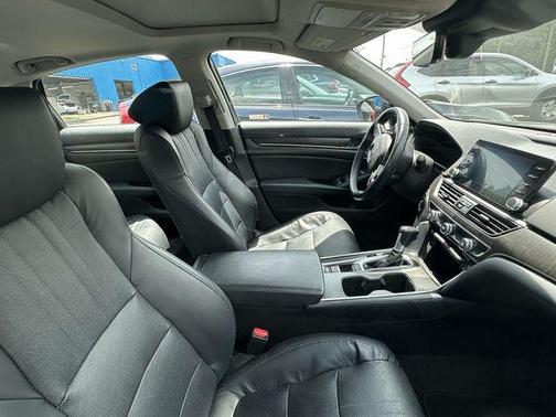 Crystal Black Pearl 2018 Honda Accord EX-L