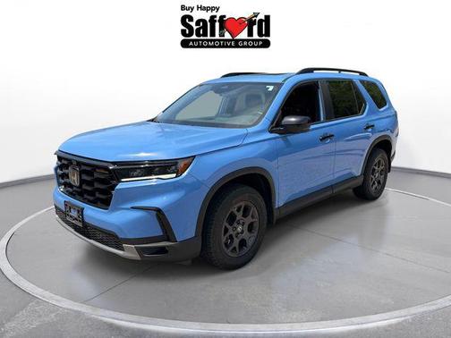 Diffused Sky Pearl 2025 Honda Pilot TrailSport
