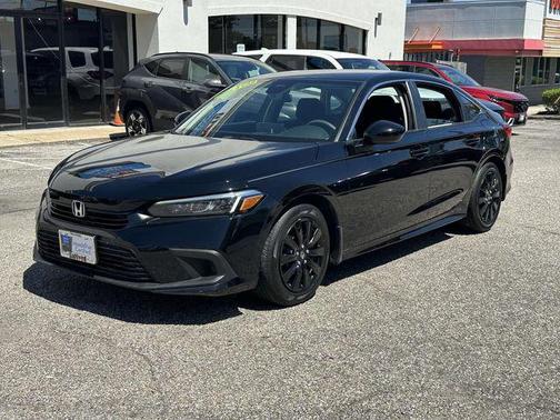 Crystal Black Pearl 2024 Honda Civic LX