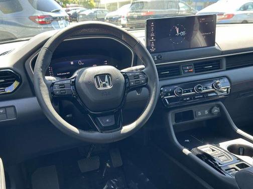 Platinum 2026 Honda Pilot Black Edition