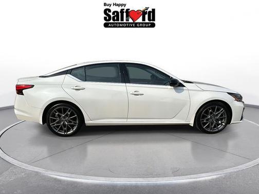 2024 Nissan Altima SR VC-Turbo FWD