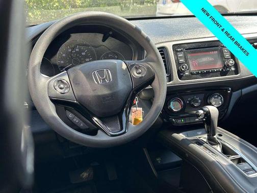 Modern Steel Metallic 2022 Honda HR-V LX