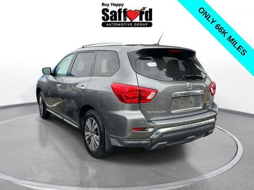 Gun Metallic 2018 Nissan Pathfinder SV