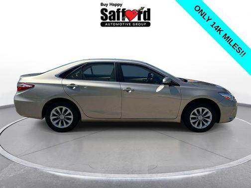 Creme Brulee Mica 2016 Toyota Camry LE