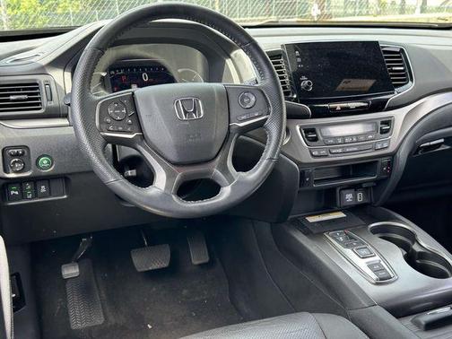 Platinum White Pearl 2023 Honda Passport AWD EX-L