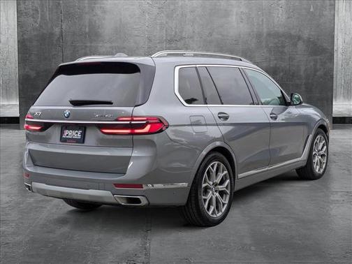 2025 BMW X7 xDrive40i