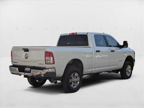 2023 RAM 2500 Big Horn Crew Cab 4x4 6'4' Box