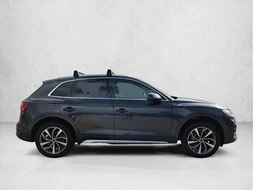 Manhattan Gray Metallic 2021 Audi Q5 45 Premium Plus