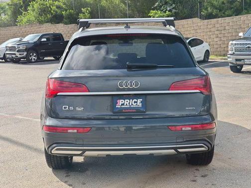 Manhattan Gray Metallic 2021 Audi Q5 45 Premium Plus