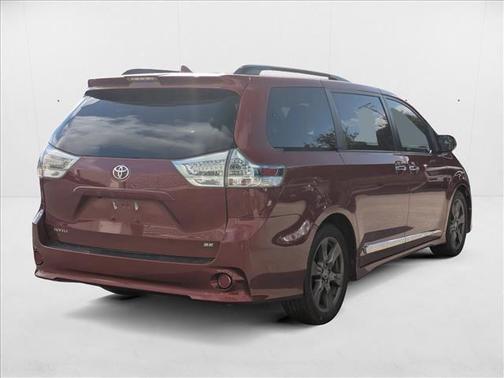 2020 Toyota Sienna SE