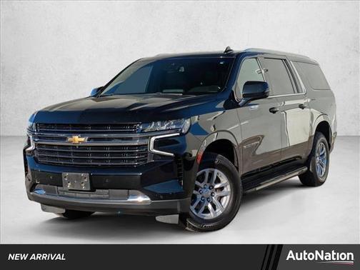 2023 Chevrolet Suburban LT