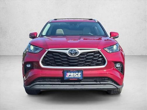 Ruby Flare Pearl 2022 Toyota Highlander XLE