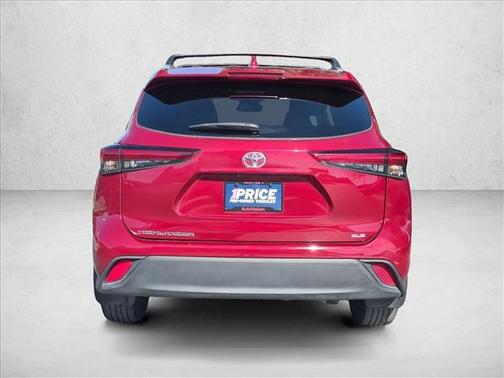 Ruby Flare Pearl 2022 Toyota Highlander XLE