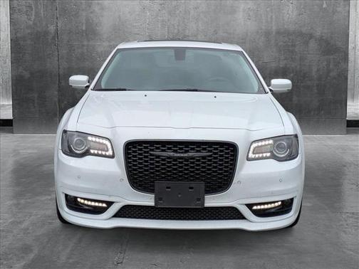 2023 Chrysler 300 Touring