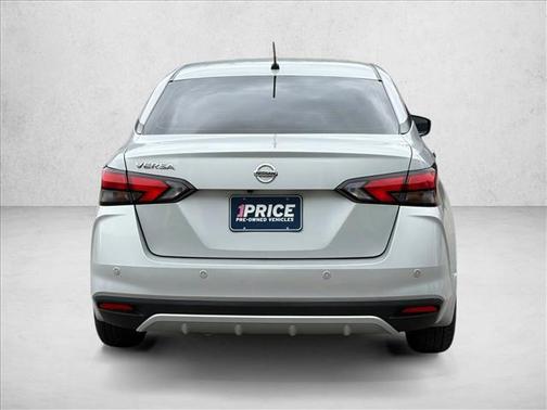 Brilliant Silver Metallic 2021 Nissan Versa 1.6 S
