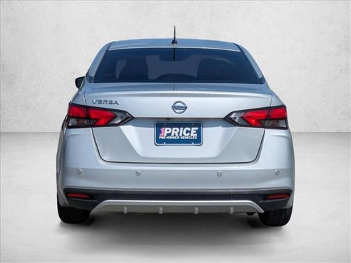 Brilliant Silver Metallic 2021 Nissan Versa 1.6 S