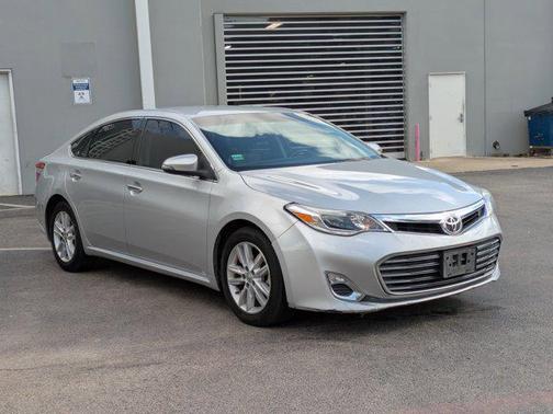 2014 Toyota Avalon XLE