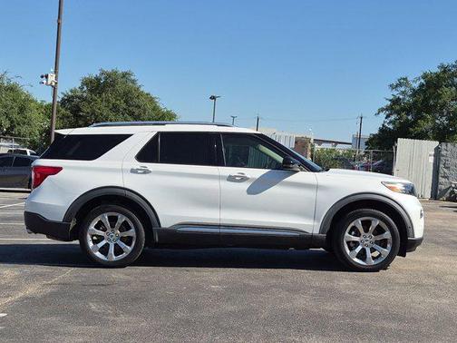Star White Metallic Tri-Coat 2020 Ford Explorer Platinum