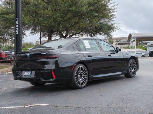 Black Sapphire Metallic 2025 BMW 750e i xDrive