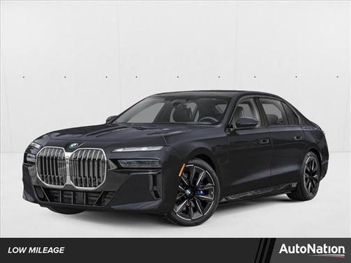 Black Sapphire Metallic 2025 BMW 750e i xDrive