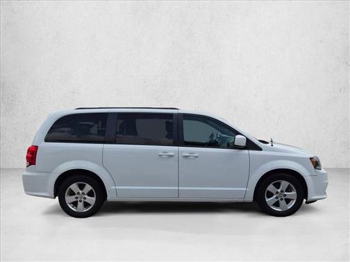 White Knuckle Clearcoat 2018 Dodge Grand Caravan GT