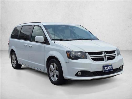 White Knuckle Clearcoat 2018 Dodge Grand Caravan GT