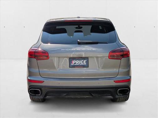 2016 Porsche Cayenne Cayenne