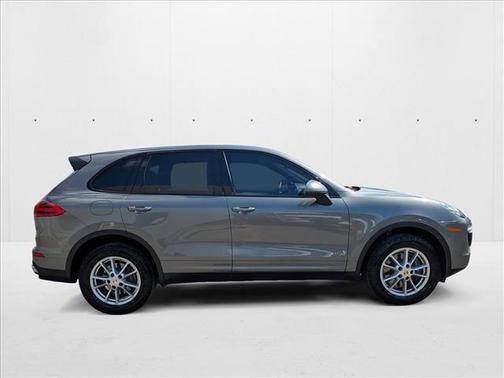 2016 Porsche Cayenne Cayenne