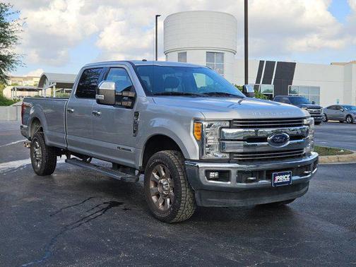 Ingot Silver Metallic 2017 Ford F-350 Lariat