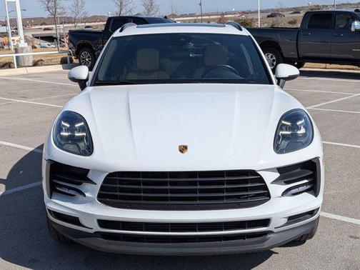 2021 Porsche Macan AWD