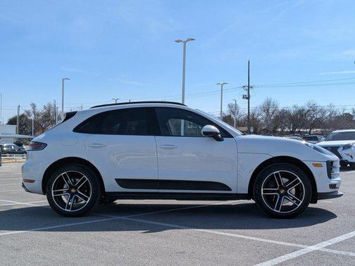 2021 Porsche Macan AWD