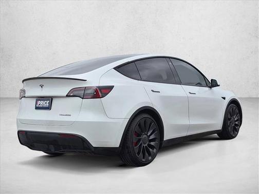 Pearl White Multi-Coat 2023 Tesla Model Y Performance Dual Motor All-Wheel Drive