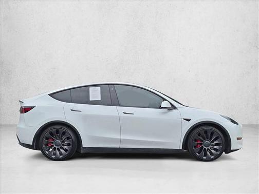Pearl White Multi-Coat 2023 Tesla Model Y Performance Dual Motor All-Wheel Drive