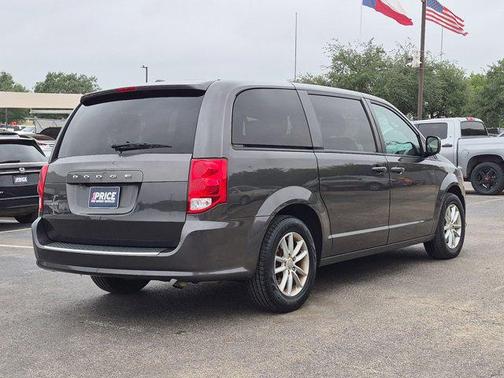 Granite Pearlcoat 2020 Dodge Grand Caravan SE