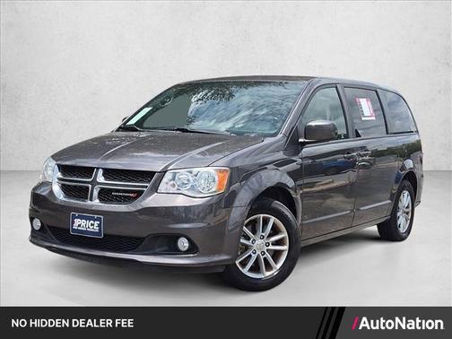 Granite Pearlcoat 2020 Dodge Grand Caravan SE