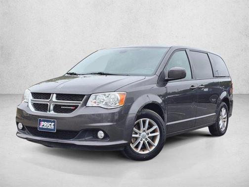Granite Pearlcoat 2020 Dodge Grand Caravan SE