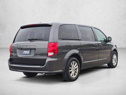Granite Pearlcoat 2020 Dodge Grand Caravan SE