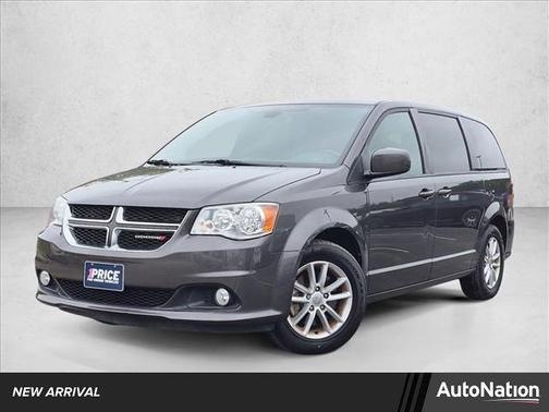 Granite Pearlcoat 2020 Dodge Grand Caravan SE